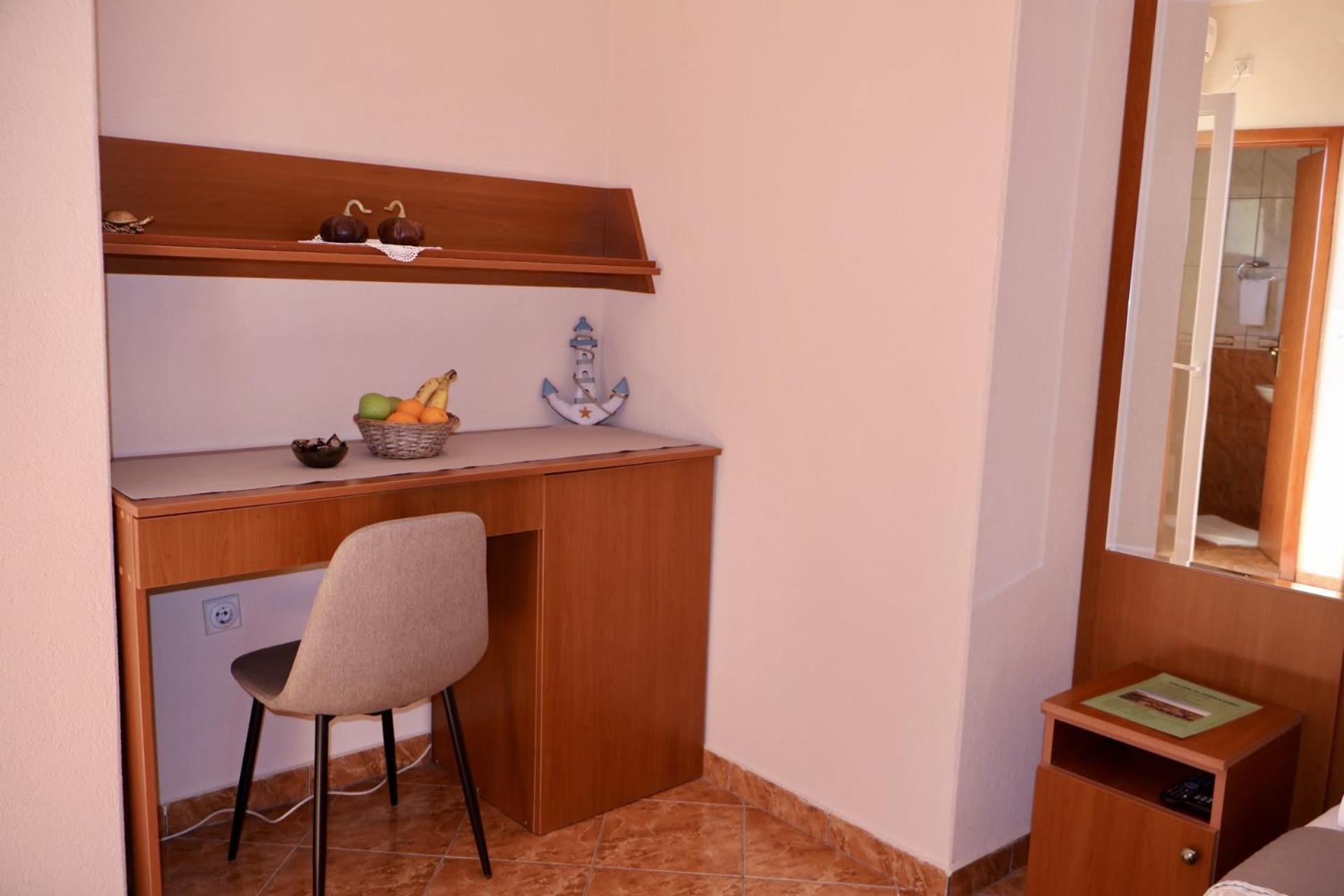 Pansion Nobel Hotel Petrovac ภายนอก รูปภาพ