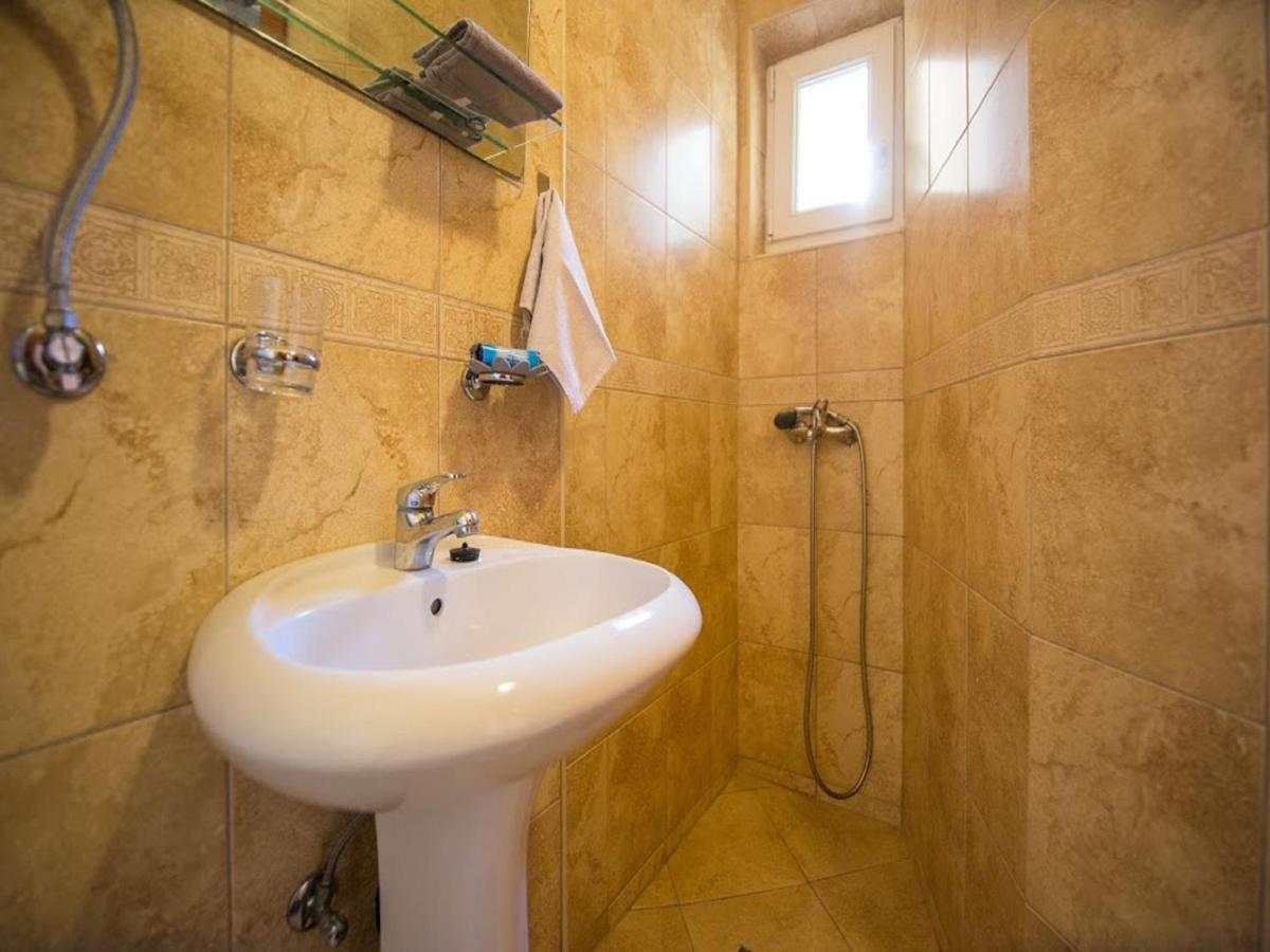 Pansion Nobel Hotel Petrovac ภายนอก รูปภาพ